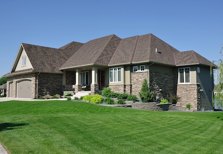 Roof Cleaning vs. Full Roof Replacement: What Alpharetta Homeowners Should Know First